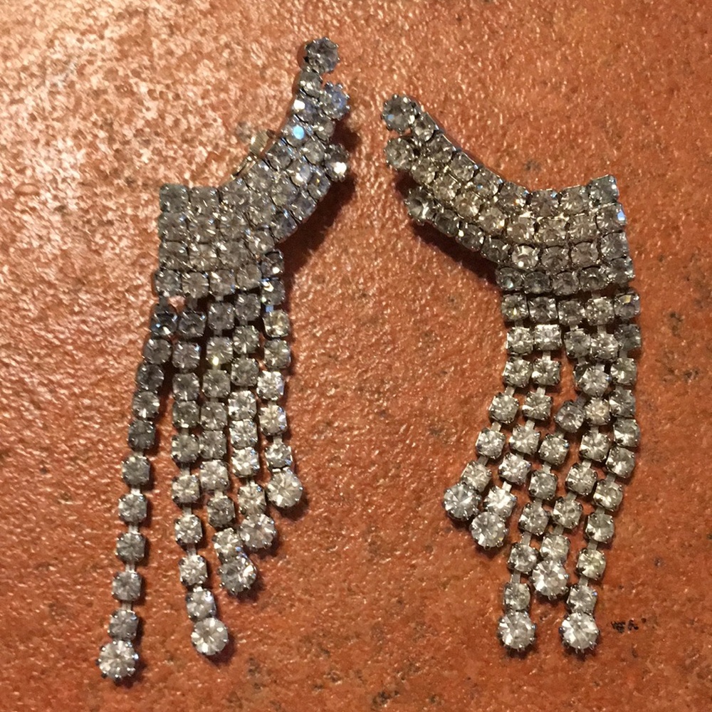 Silver rhinestone clip on earrings